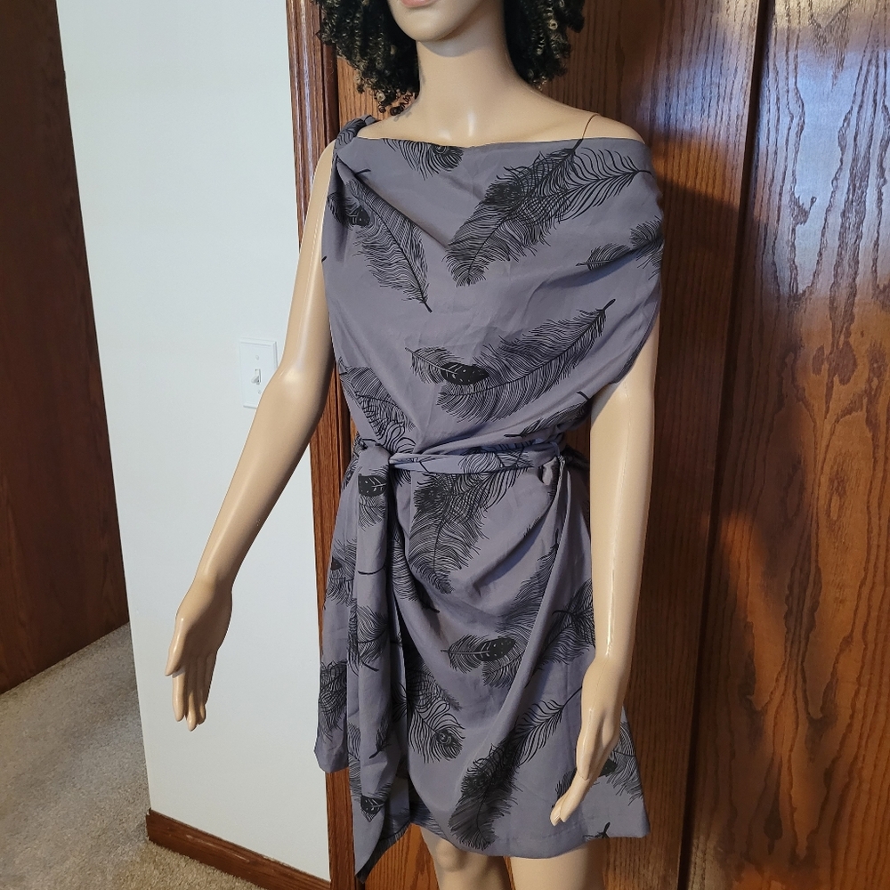 NWOT/ VERY J Dress